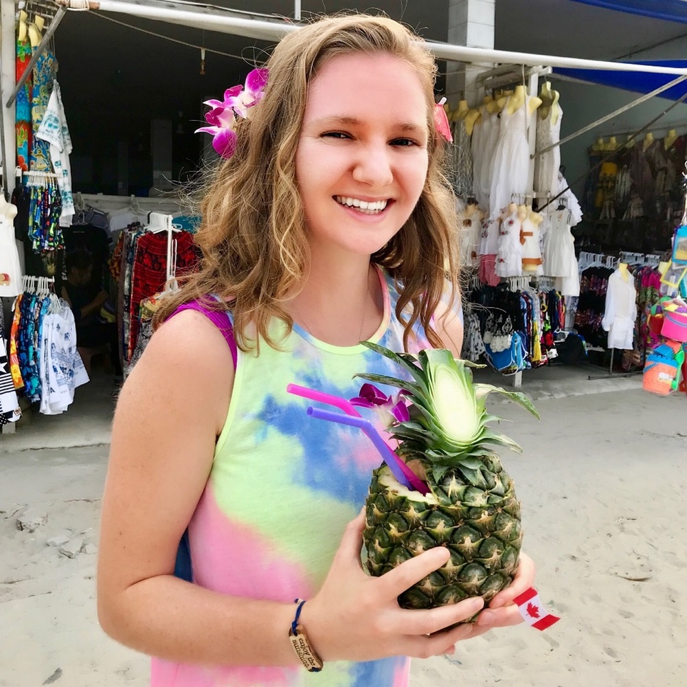 Meet your Posher, Julianna